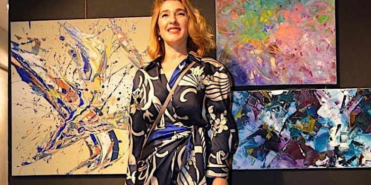 Dilek Uzunoğlu Örs, yeni eserlerini sanatseverlerle “Divine” adlı sergide buluşturdu