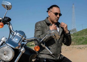 Ozan Orhon “Saman Alevi” adlı şarkısına 30 yıl sonra klip çekti