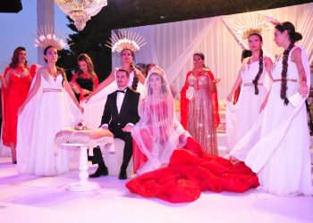 Ezgi Büşra Demir ve Pascal Meuter çiftinin rüya gibi düğünü