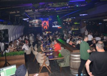 Duqqan Sahne bu kez misafirlerini uçurdu!