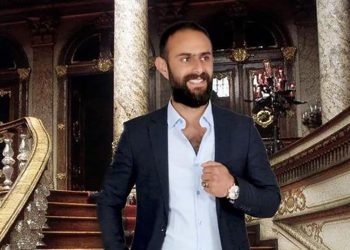 Başarılı iş insanı Senan Alagöz siyasete atılıyor