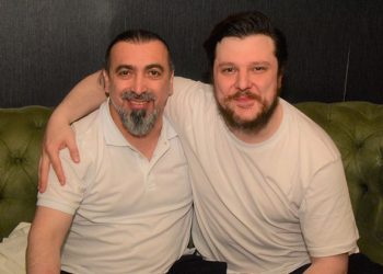 Duqqan Sahne’de Ekin Uzunlar çılgınlığı