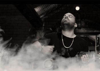 Onur Gergin “Naylon Sevdalar” ile zirveyi zorluyor