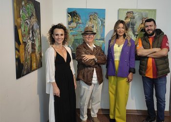 Dr. Öğr. Üyesi Ebru Gamze Işıksaçan’dan “Kodlanmış Sanatın Metaforları”