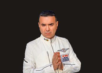 Antalya’da yaşayan yabancı uyruklu vatandaşlar DJ Mert Hakan’ı Türkiye’nin en iyi DJ’si ilan etti