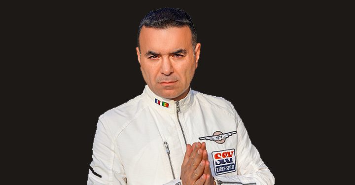 Antalya’da yaşayan yabancı uyruklu vatandaşlar DJ Mert Hakan’ı Türkiye’nin en iyi DJ’si ilan etti