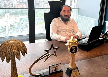 E-Palet, Dijital Dünyanın Zirvesinde: Yılın En İyi Toptan E-Ticaret Markası Seçildi