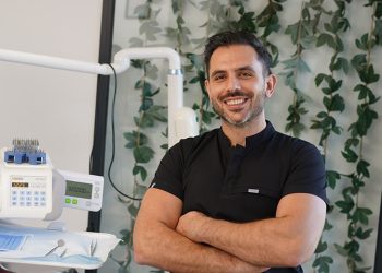 Ünlü diş hekimi Selahattin Kermen’den dijital gülüş tasarımı: Estetiği ve inovasyonu bir arada sunuyor