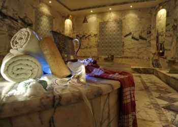 Antalya Günlük Turlar: Doğanın ve Kültürün Keyfini Çıkarın