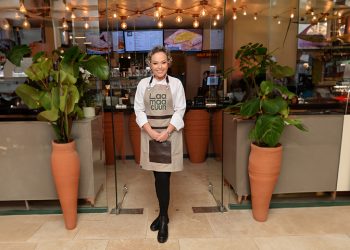 Şef Özlem Mekik’ten Lahmacuna Yeni Soluk: Laamaacuun Bağdat Caddesi’nde!