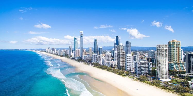Discover the Best of the Coast with Gold Coast Tours Bus