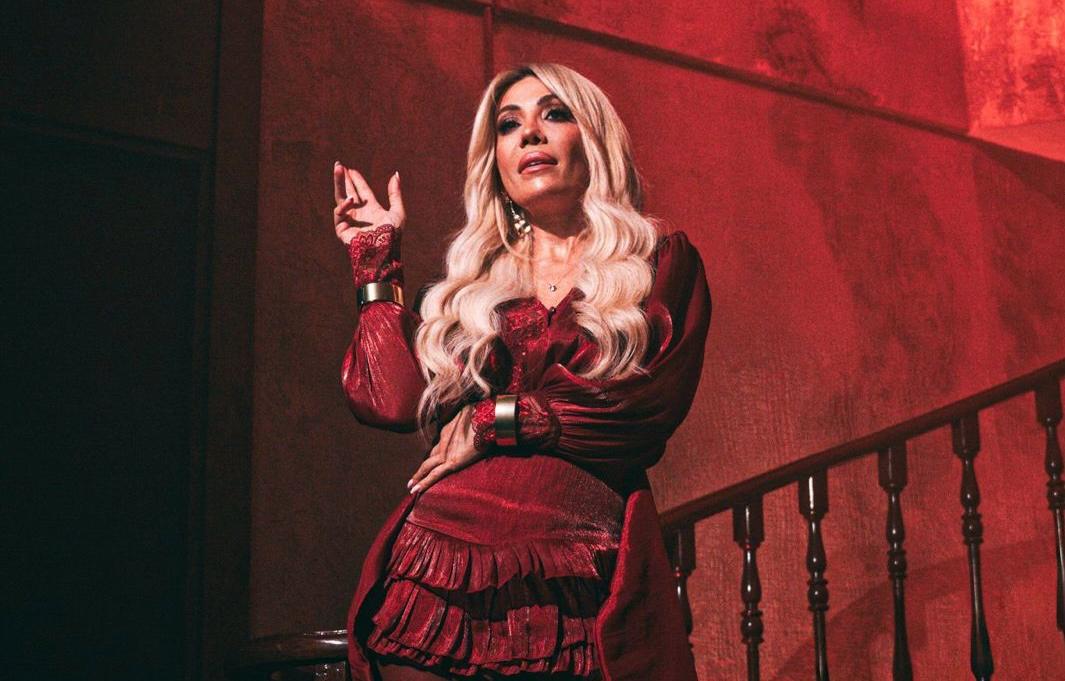 Zümra’nın yeni şarkısı Türk olduğu için Arap ülkelerinde savaş yüzünden yasaklandı